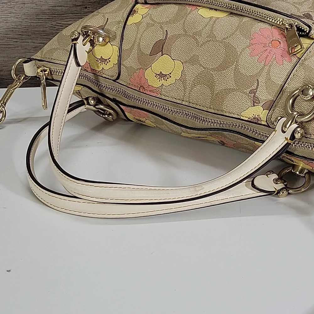 Coach Kacey Signature Floral Shoulder Tote Crossbody Bag CH546